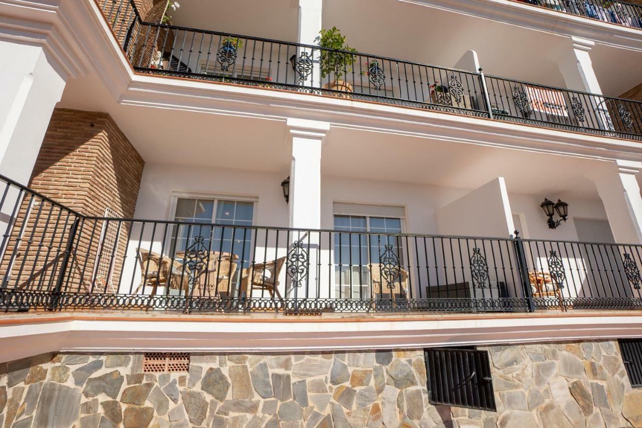 Ladera Del Mar Apartments Nerja Exterior photo