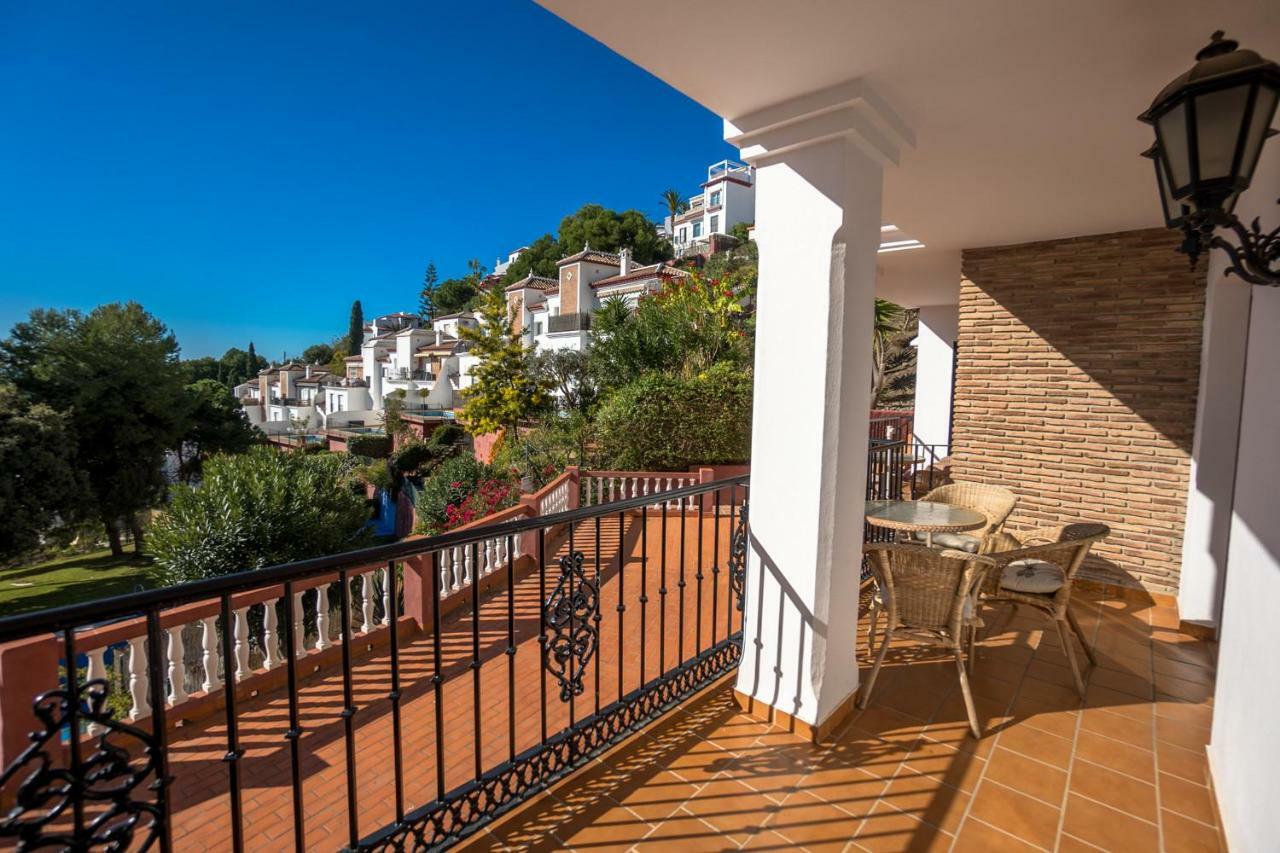 Ladera Del Mar Apartments Nerja Exterior photo